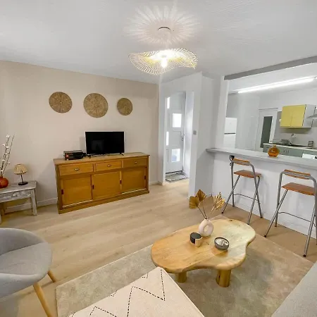 Lx120 T2 Au Pied De La Cité Vue Sur Les Remparts Apartamento *