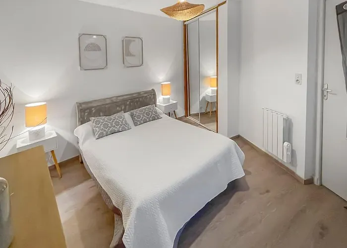 Lx120 T2 Au Pied De La Cité Vue Sur Les Remparts Apartamento *