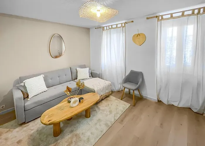 Apartamento Lx120 T2 Au Pied De La Cité Vue Sur Les Remparts